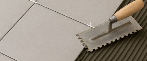 為什麼磁磚鋪設要留縫？從熱漲冷縮到美觀完整一次看懂